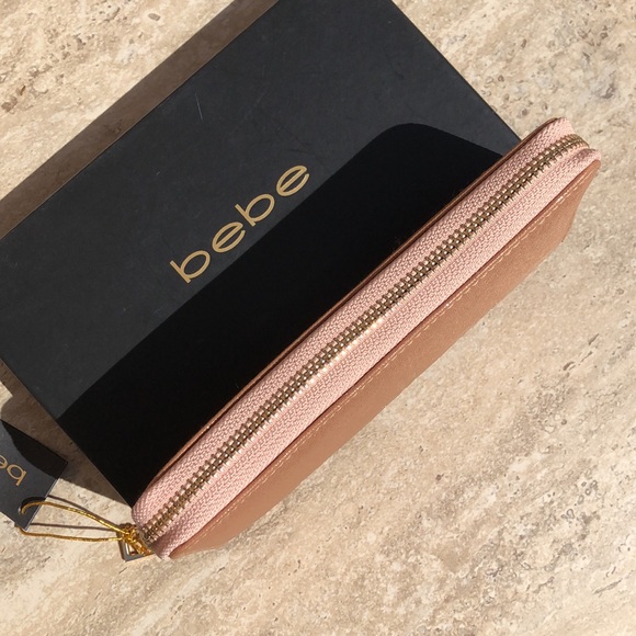 BEBE Rose Gold Sparkle Faux Leather Wristlet / Clutch / Wallet 8"x 4" - Picture 5 of 12